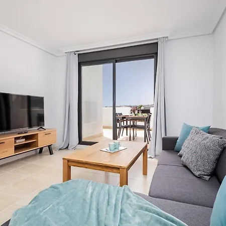 Beautiful 1 Bed Duplex Penthouse With Views Rdr327 Apartmán *